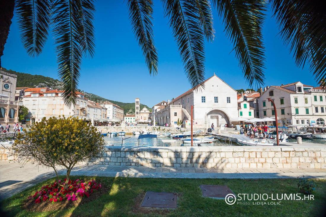 Apartment Marina Pavic Hvar Town Extérieur photo